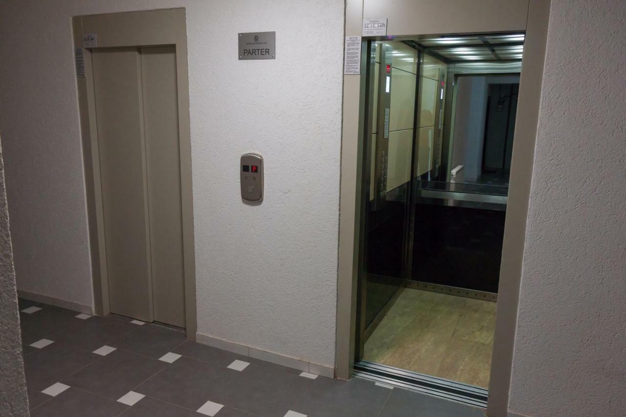 Gold Class Apartment Ams 63 Cluj-Napoca Exterior photo